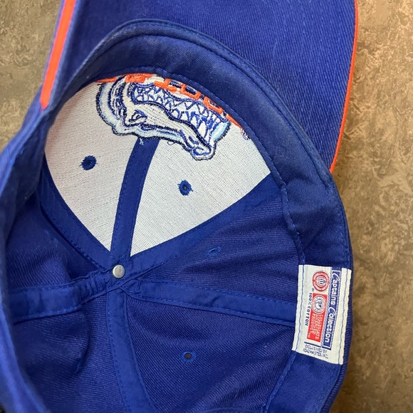 Florida Gators Baseball Cap - Captain’s Collection Velcro Adjustable Size - Picture 9 of 10
